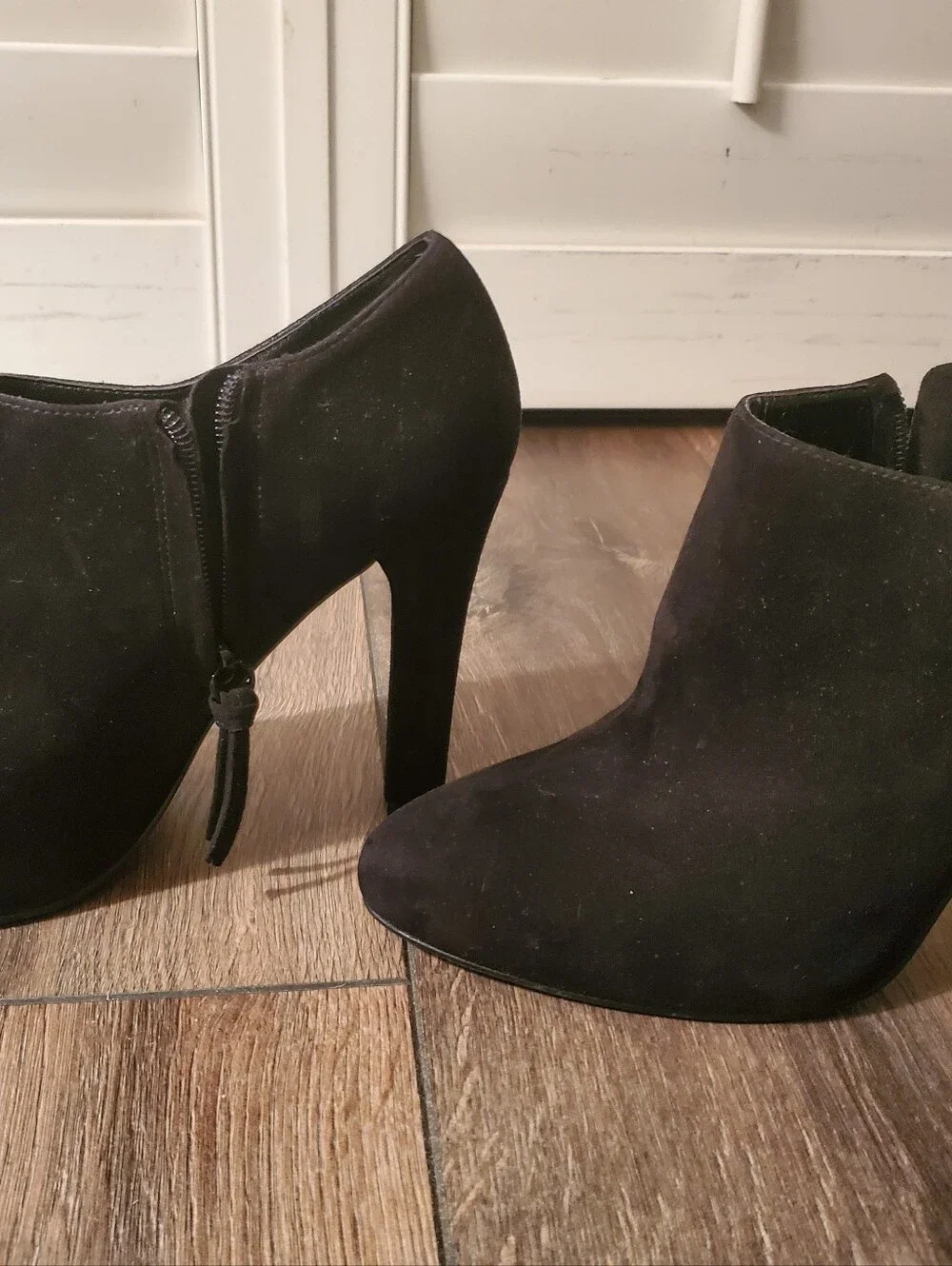 Lauren Ralph Lauren Platform Black Suede Booties Size 8.5 - Picture 3 of 10